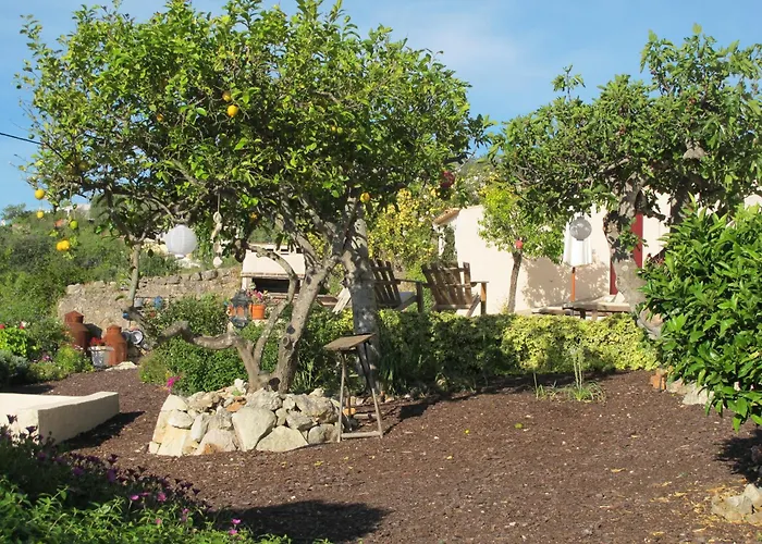 Candelaria Bed & Breakfast 3*